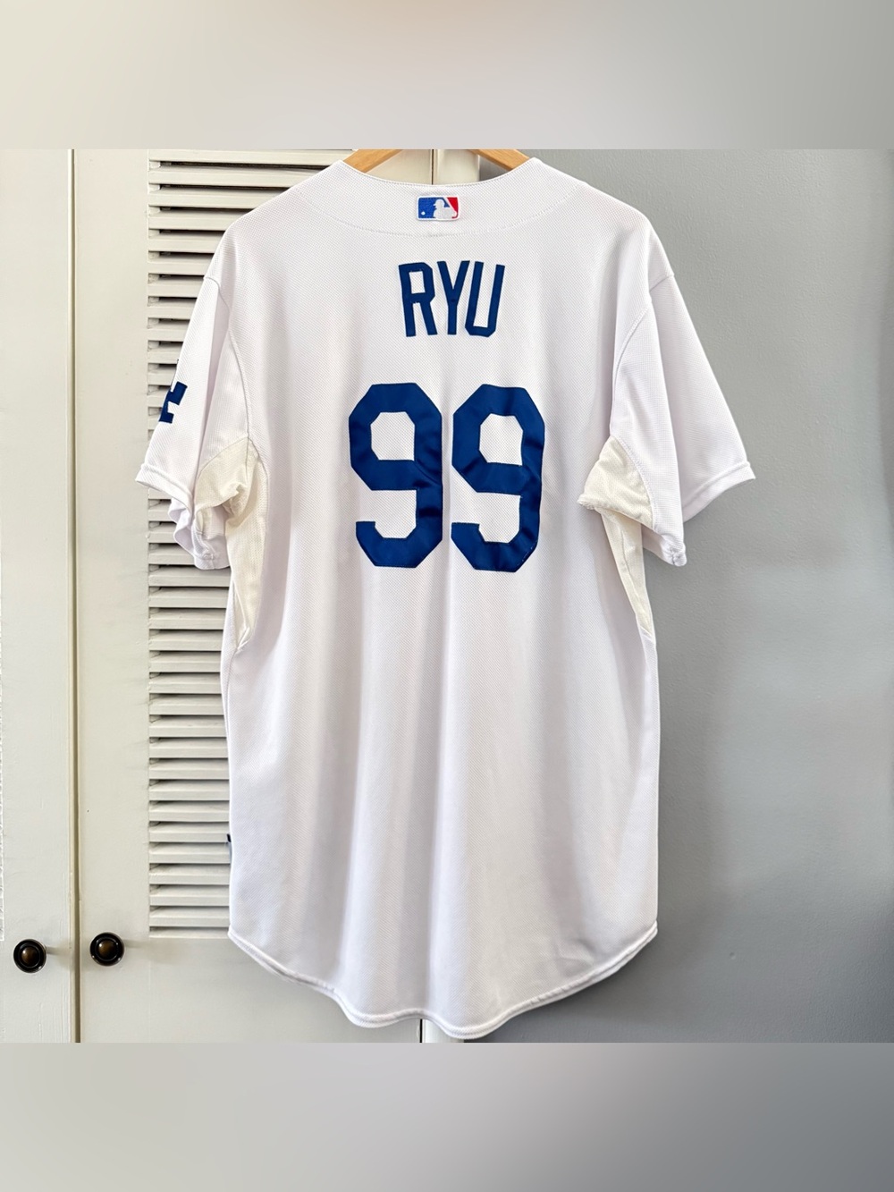 Authentic Hyun-Jin Ryu Dodgers Majestic On Field Jersey Sz 48/ Large White